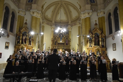 El Coro Estable de Bahía Blanca brindará un concierto solidario en la parroquia de Lourdes